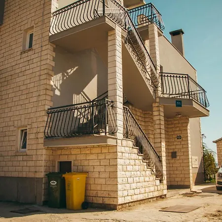 Oasis Apartman Kaštela